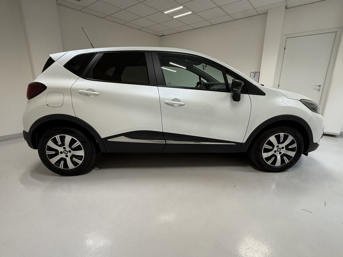 Renault Captur dCi 8V 110 CV Start&Stop Energy Sport Edition (17)