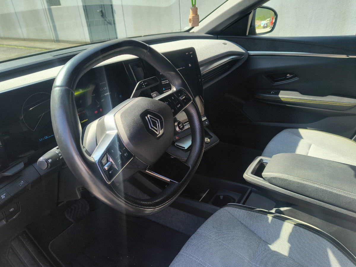 Renault Megane E-Tech Electric Techno EV60 220cv AC7 (15)