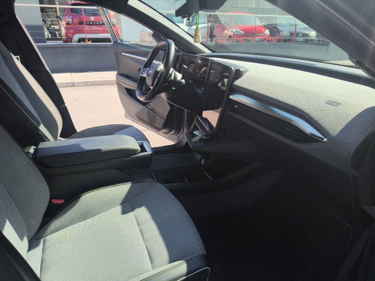 Renault Megane E-Tech Electric Techno EV60 220cv AC7 (17)