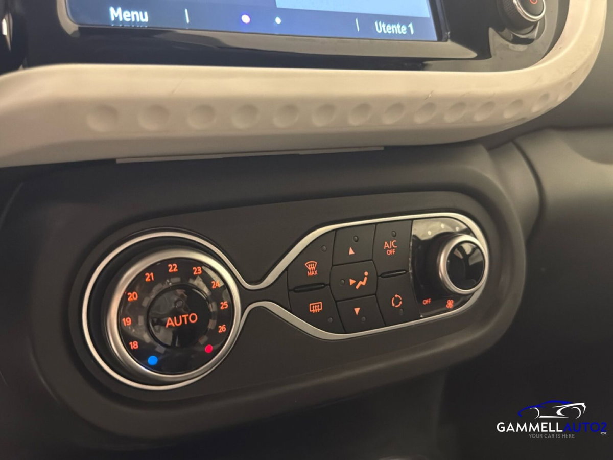 Renault Twingo SCe 65 CV Zen (16)