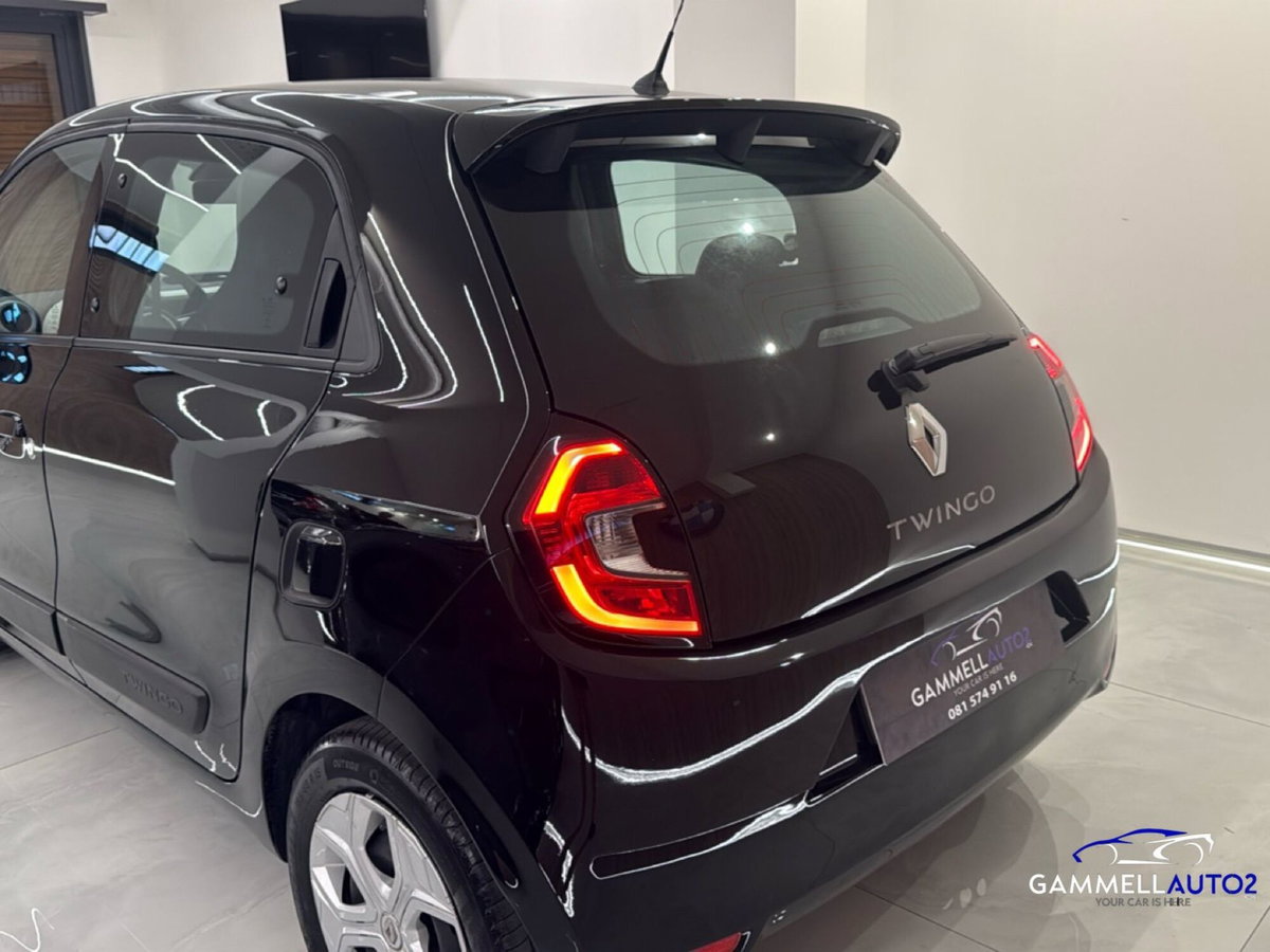 Renault Twingo SCe 65 CV Zen (6)