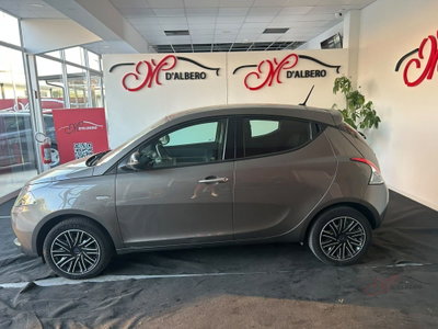 Lancia Ypsilon 1.0 FireFly 5 porte S&S Hybrid Gold Plus (4)