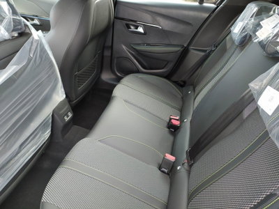 Peugeot 208 motore elettrico 136 CV 5 porte GT (11)