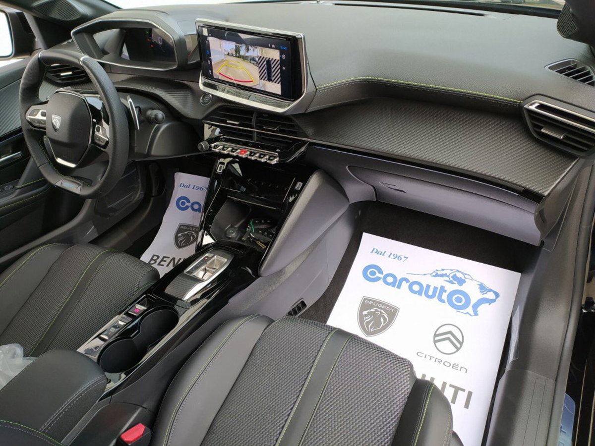 Peugeot 208 motore elettrico 136 CV 5 porte GT (19)