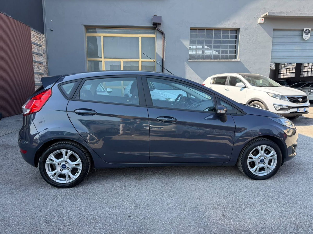 Ford Fiesta 1.5 TDCi 75CV 5 porte Titanium (5)