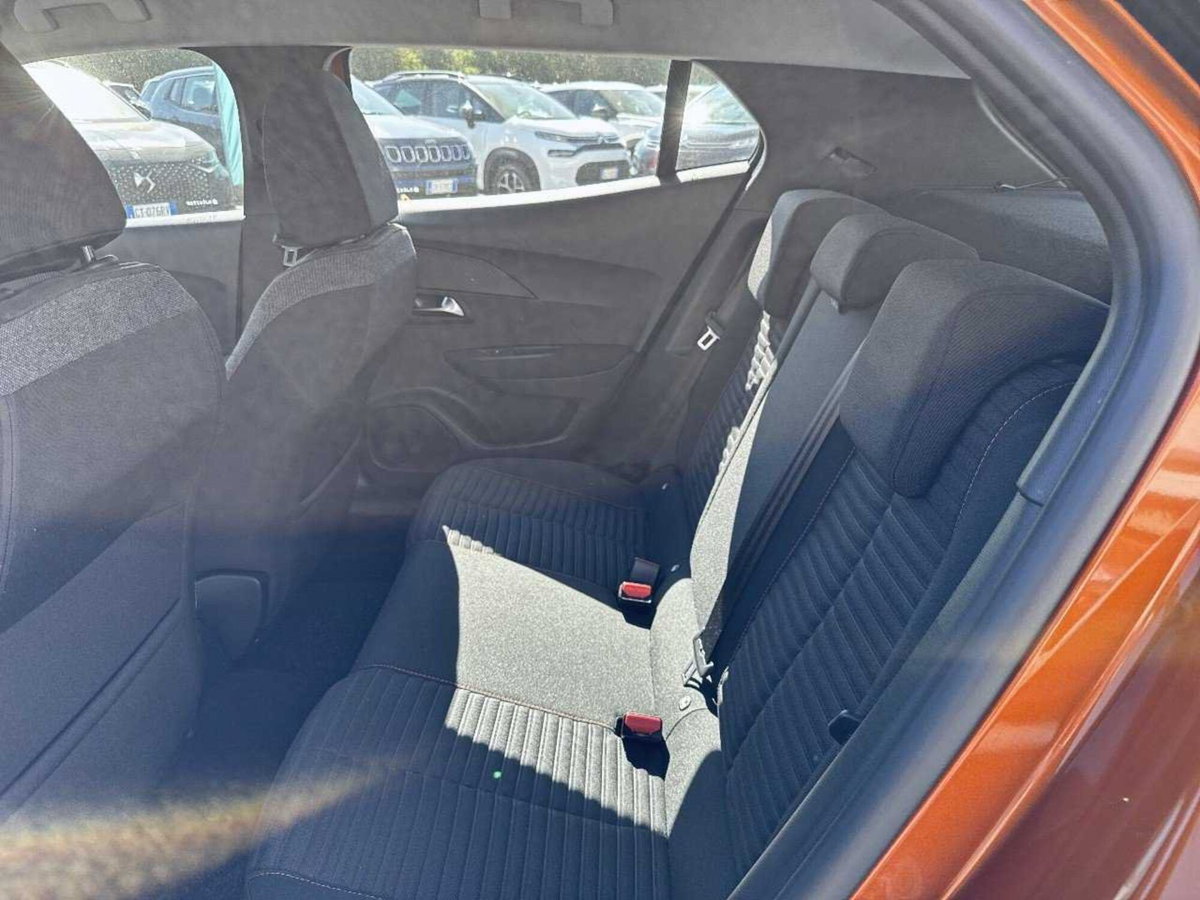 Peugeot 2008 PureTech 100 S&S Active Pack (11)