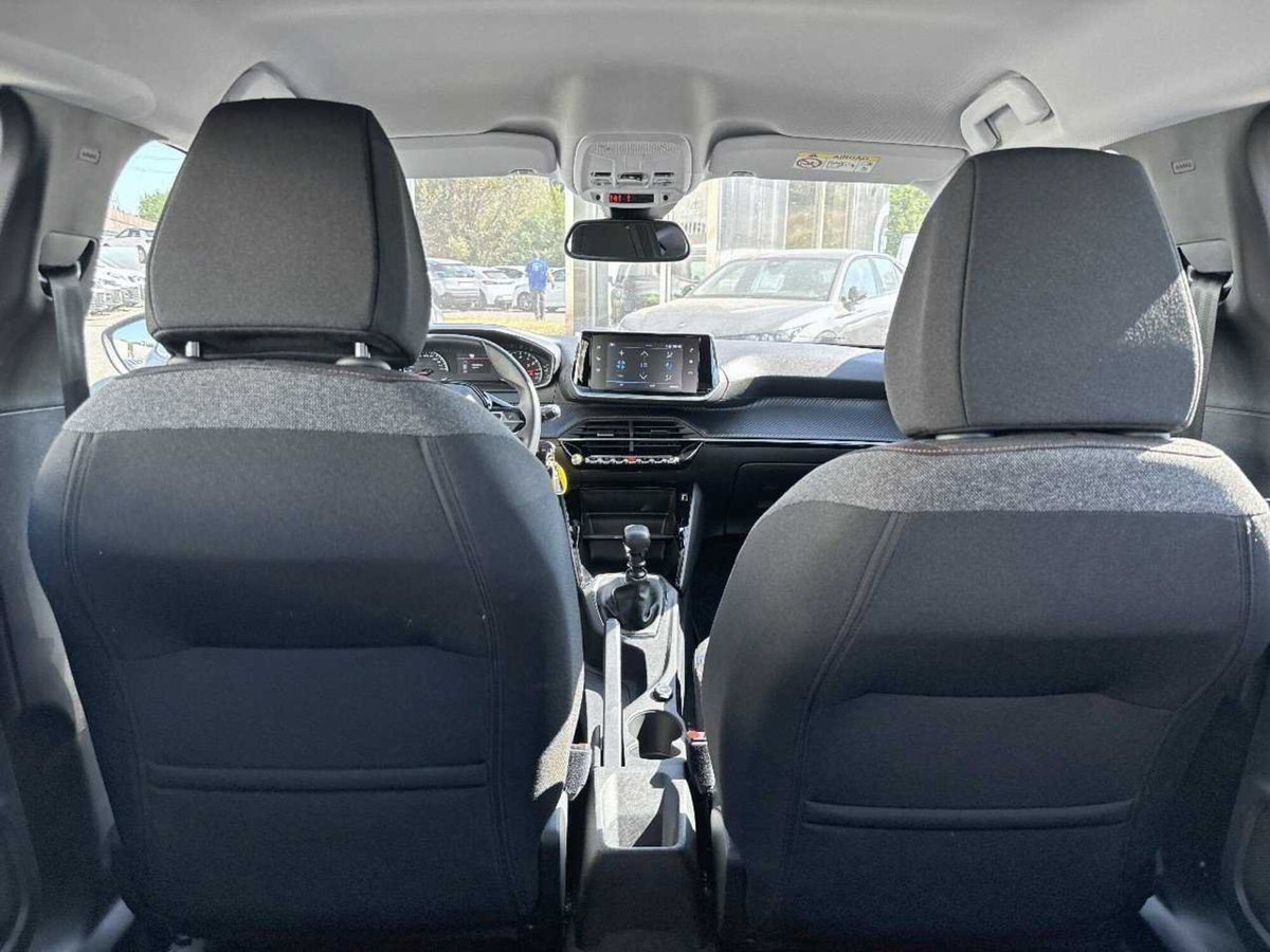 Peugeot 2008 PureTech 100 S&S Active Pack (17)