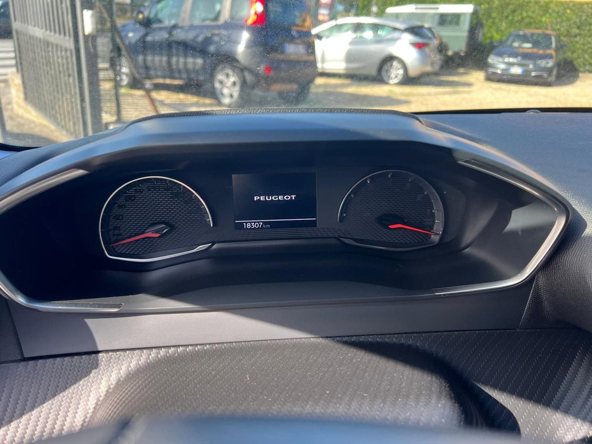 Peugeot 208 PureTech 75 Stop&Start 5 porte Active Pack (11)