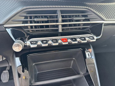 Peugeot 208 PureTech 75 Stop&Start 5 porte Active (9)