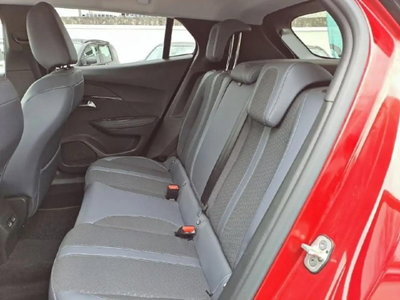 Peugeot 2008 PureTech 100 S&S Allure Pack (8)