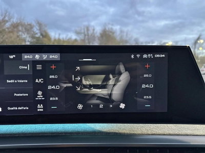 Peugeot 5008 1.2 hybrid 48V GT 136cv e-dcs 6 (10)