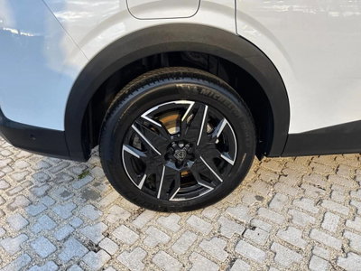 Peugeot 5008 1.2 hybrid 48V GT 136cv e-dcs 6 (15)