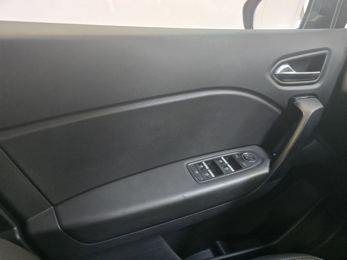 Renault Captur 1.0 tce Evolution 90cv (17)
