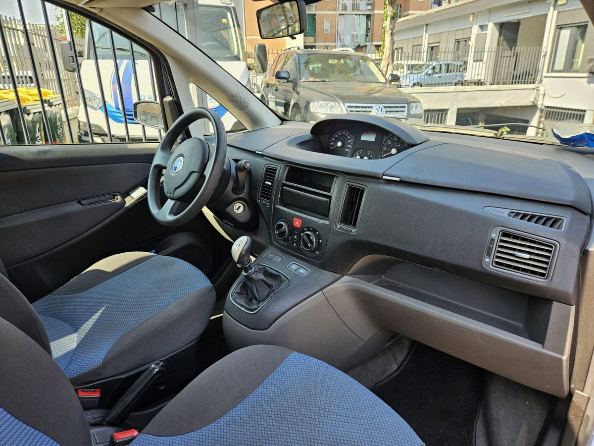 Fiat Idea 1.2 16V Active (11)