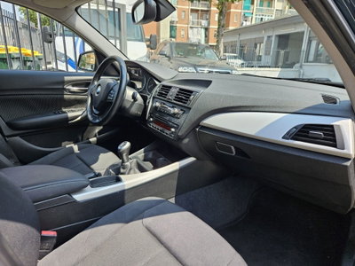 BMW Serie 1 3p. 118d xDrive 3p. Urban (11)