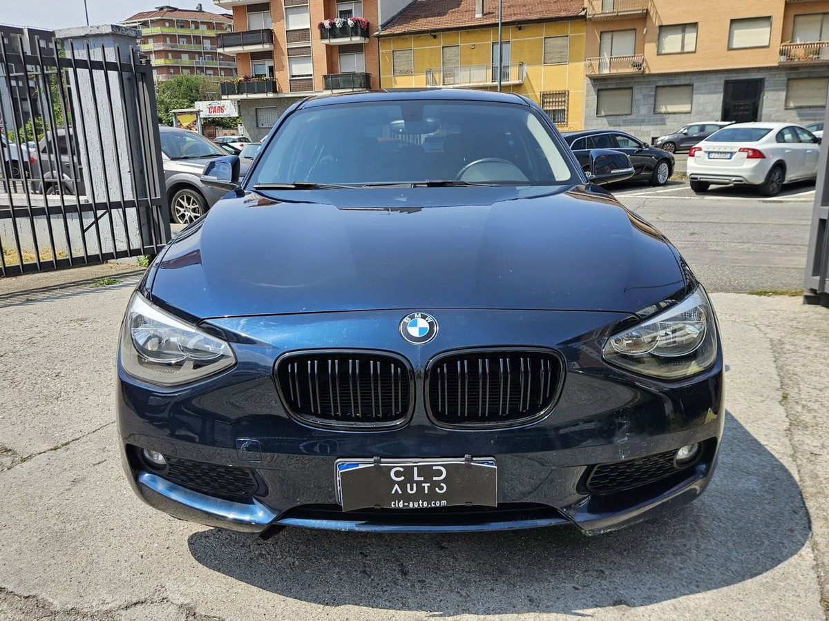 BMW Serie 1 3p. 118d xDrive 3p. Urban (2)