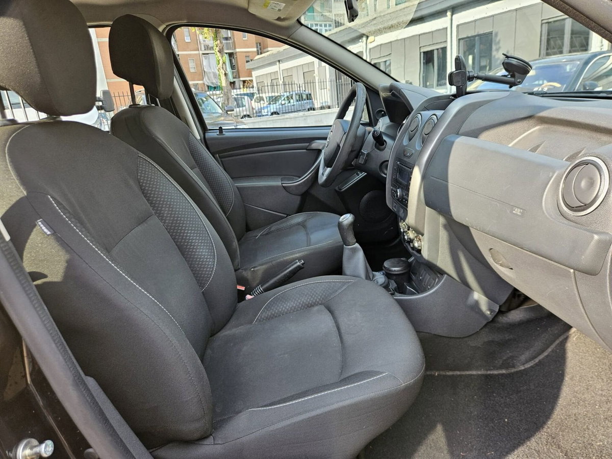 Dacia Duster 1.6 115CV Start&Stop 4x2 GPL Ambiance (9)
