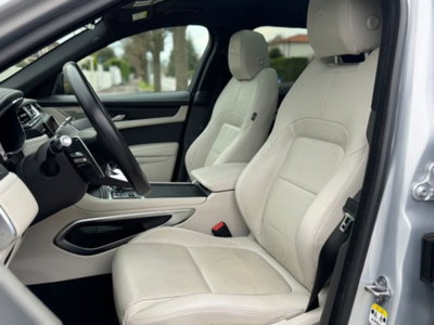 Jaguar F-Pace 2.0 PHEV 404 CV AWD aut. R-Dynamic SE (10)