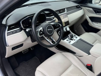 Jaguar F-Pace 2.0 PHEV 404 CV AWD aut. R-Dynamic SE (11)