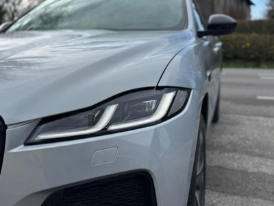 Jaguar F-Pace 2.0 PHEV 404 CV AWD aut. R-Dynamic SE (5)