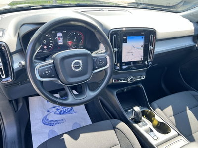 Volvo XC40 T3 Geartronic Momentum Pro (13)