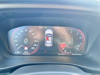 Volvo XC40 T3 Geartronic Momentum Pro (15)