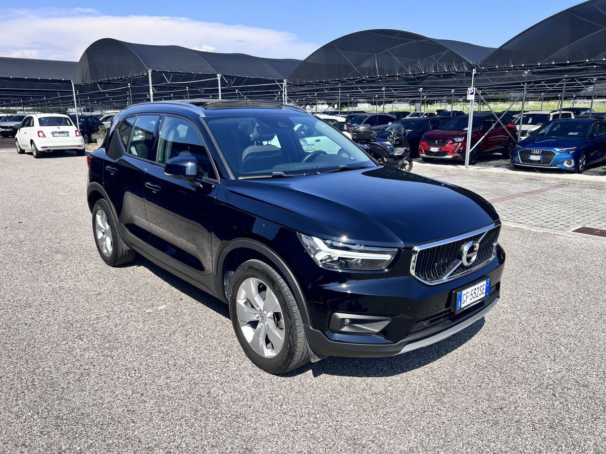 Volvo XC40 T3 Geartronic Momentum Pro (2)