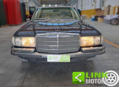 Mercedes-Benz 280 280 SE (2)