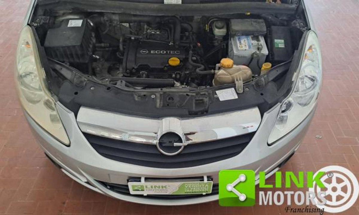 Opel Corsa 1.0 12V 3 porte Enjoy (17)