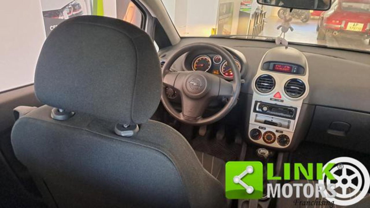 Opel Corsa 1.0 12V 3 porte Enjoy (7)