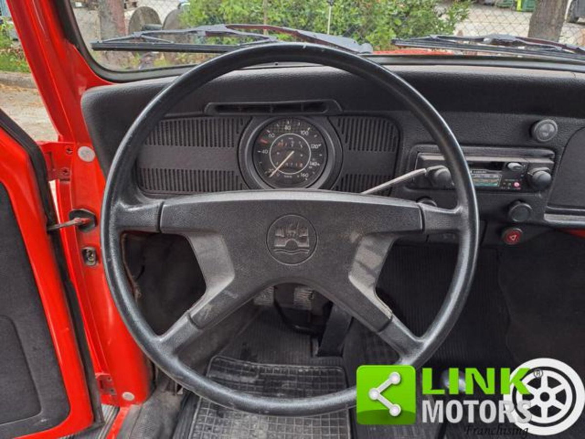 Volkswagen Maggiolino 1200 L (Messico) (9)