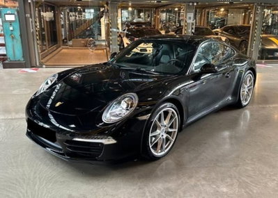Porsche 911 Coupé 3.4 Carrera (2)