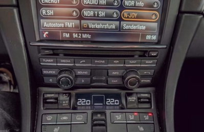 Porsche 911 Coupé 3.4 Carrera (17)