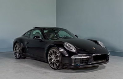 Porsche 911 Coupé 3.4 Carrera (2)
