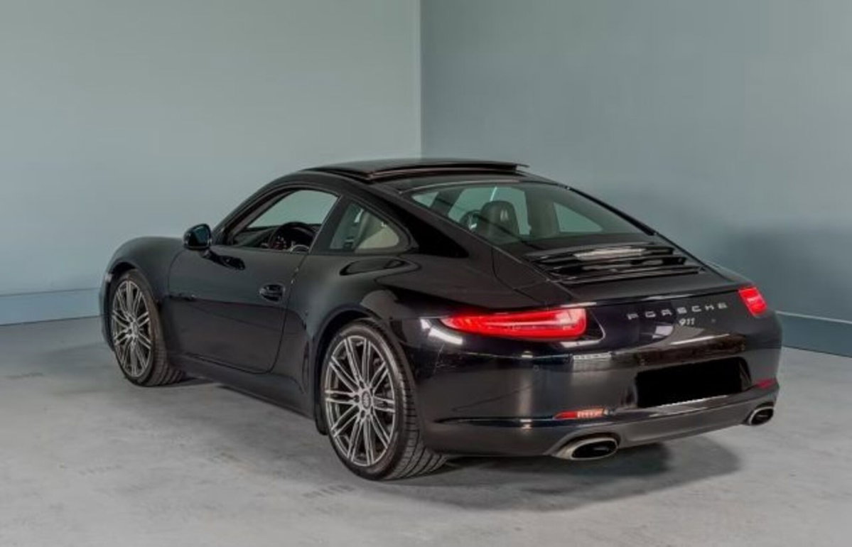 Porsche 911 Coupé 3.4 Carrera (4)
