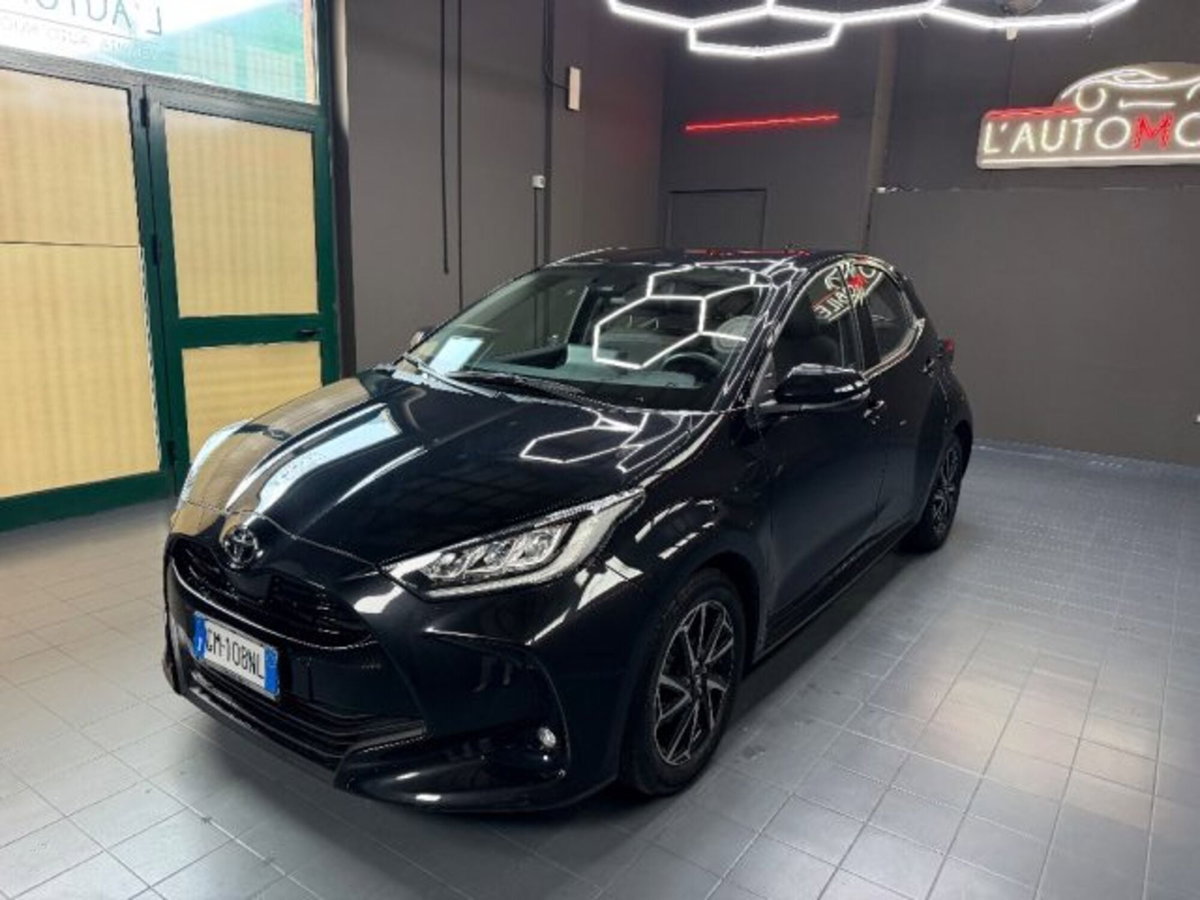 Toyota Yaris 1.0 5 porte Trend (4)