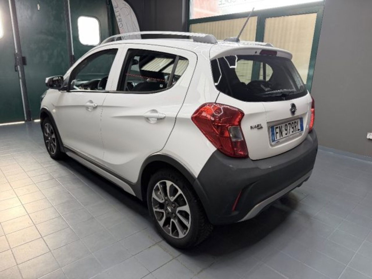 Opel Karl Rocks 1.0 75 CV (8)