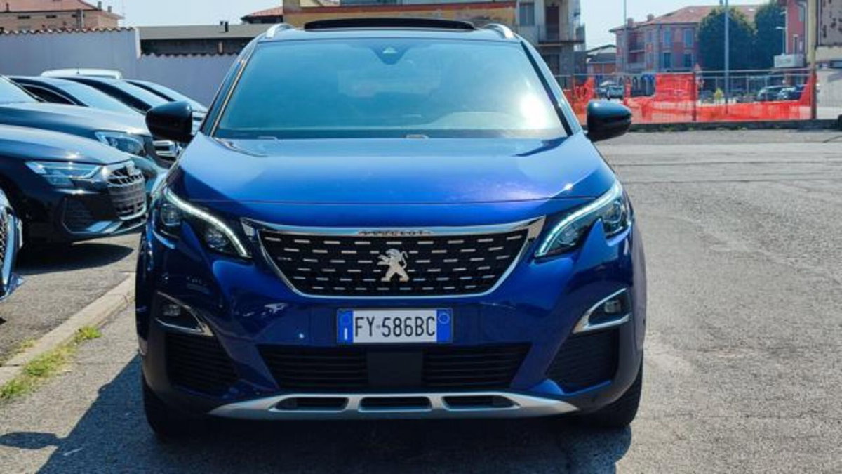 Peugeot 3008 PureTech Turbo 130 S&S EAT8 GT Line (2)