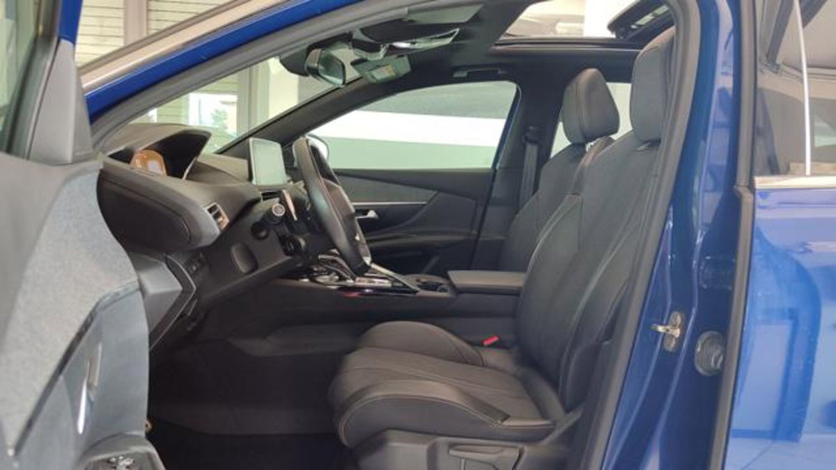 Peugeot 3008 PureTech Turbo 130 S&S EAT8 GT Line (6)