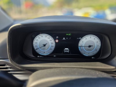 Hyundai Bayon 1.0 t-gdi Business 90cv dct (10)