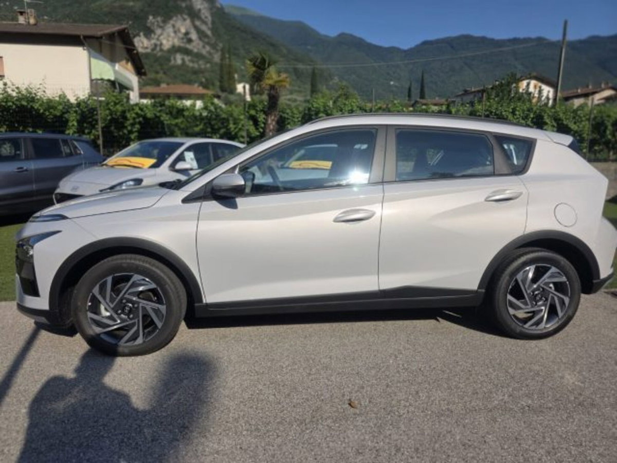 Hyundai Bayon 1.0 t-gdi Business 90cv dct (2)