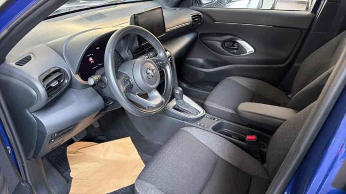 Toyota Yaris Cross 1.5 Hybrid 5p. E-CVT Trend (4)