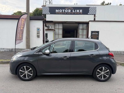 Peugeot 208 68 5 porte Active (2)
