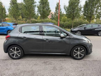 Peugeot 208 68 5 porte Active (6)