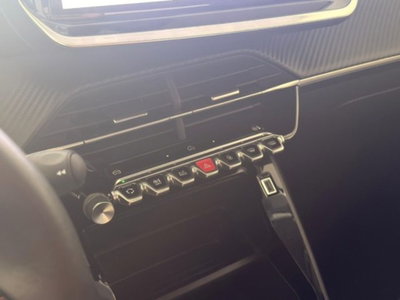 Peugeot 208 1.2 puretech Active s&s 75cv (14)