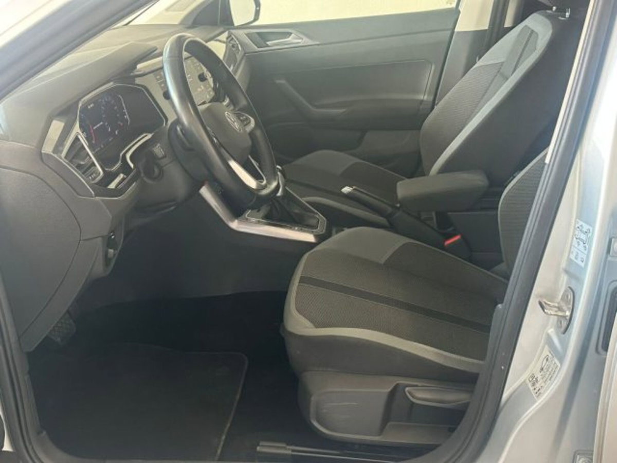 Volkswagen Polo 1.0 TSI 110 CV DSG Style (9)