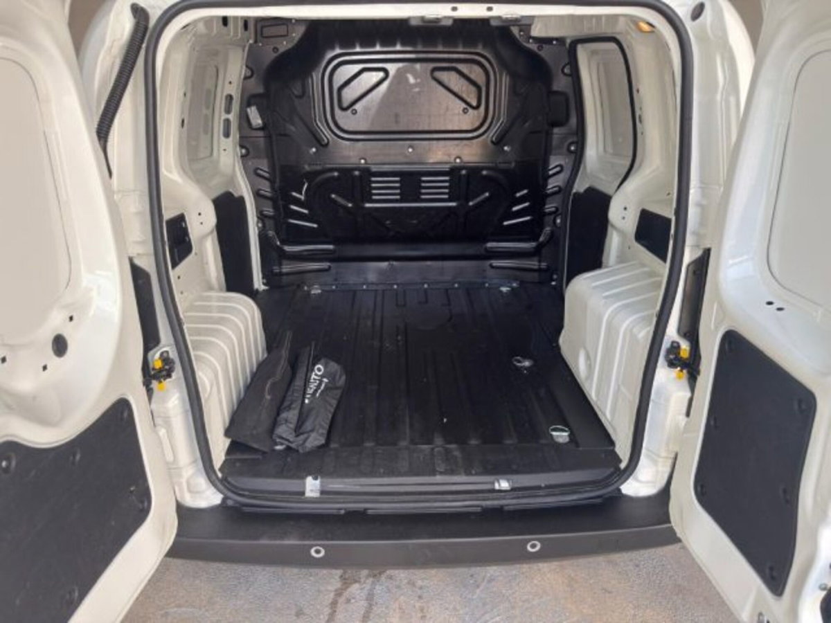Fiat Fiorino combi N1 1.3 mjt 95cv Adventure (13)