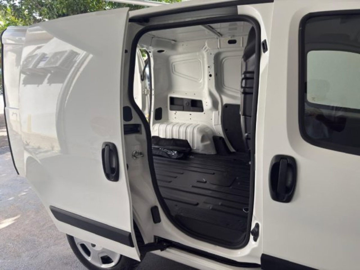 Fiat Fiorino combi N1 1.3 mjt 95cv Adventure (14)