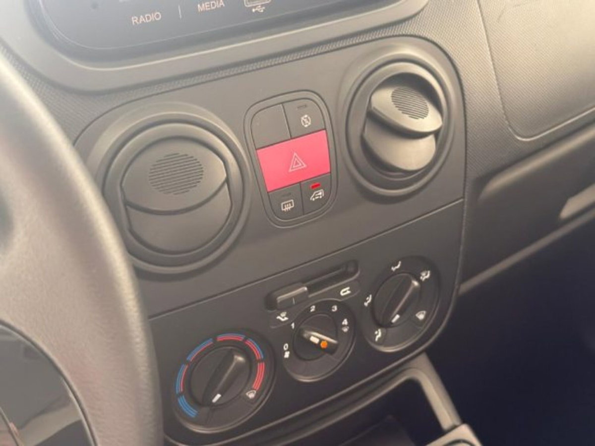 Fiat Fiorino combi N1 1.3 mjt 95cv Adventure (16)