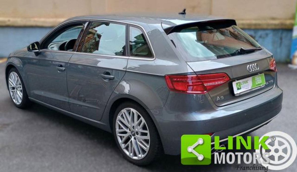 Audi A3 Sportback 35 TFSI COD S tronic Sport (13)